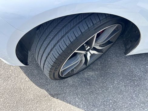 Used 2025 Genesis G70 2.5T image 33