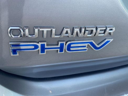 Used 2022 Mitsubishi Outlander SEL AWD/4WD image 8