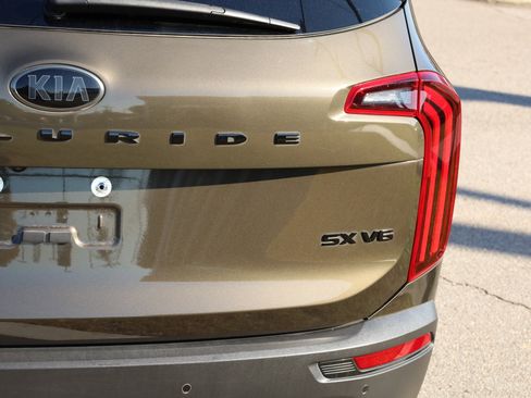 Used 2021 Kia Telluride SX w/ SX Prestige Package image 21