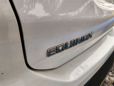 Used 2023 Chevrolet Equinox LT image 9