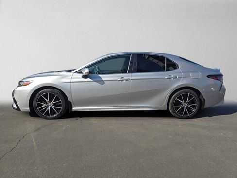 Certified 2024 Toyota Camry SE FWD image 7