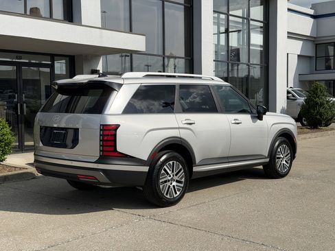 New 2026 Hyundai Palisade FWD Hybrid image 4