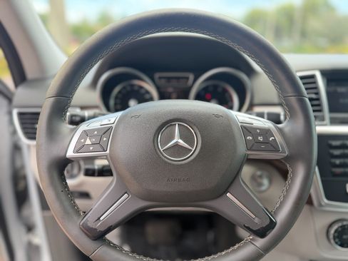 Used 2013 Mercedes-Benz ML 350 2WD image 16