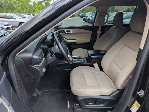 Certified 2022 Ford Explorer XLT AWD/4WD image 27
