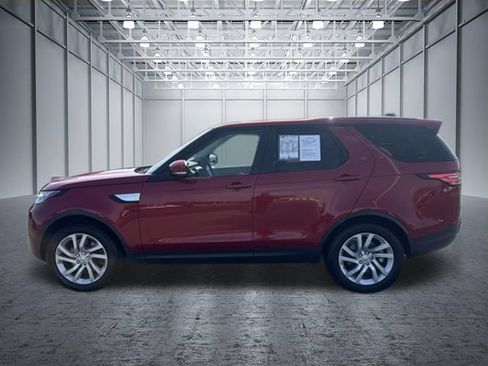 Used 2017 Land Rover Discovery HSE AWD/4WD image 2