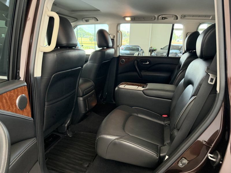 Used 2019 INFINITI QX80 Luxe AWD/4WD image 18