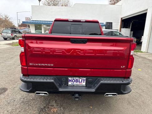 Used 2024 Chevrolet Silverado 1500 LT Trail Boss w/ Convenience Package II image 4