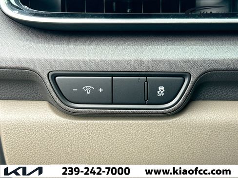 New 2026 Kia Carnival EX image 36