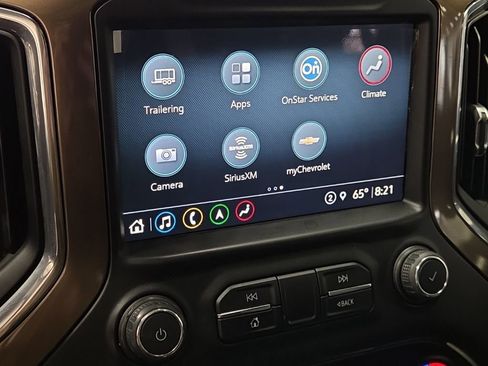 Used 2021 Chevrolet Silverado 1500 High Country w/ Technology Package image 18