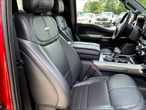 Used 2025 Ford F150 Platinum image 15