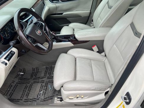 Used 2013 Cadillac XTS Platinum image 18