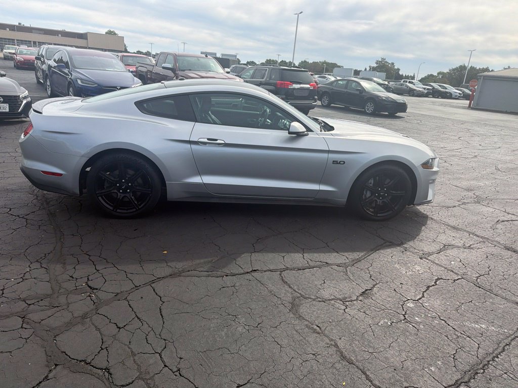 Used 2019 Ford Mustang GT Premium w/ Equipment Group 401A RWD image 5