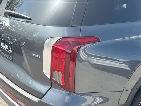 Used 2023 Hyundai Palisade Limited w/ Cargo Package AWD/4WD image 25