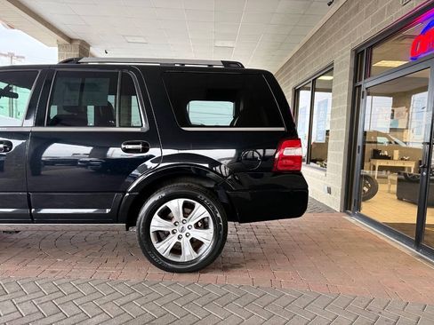 Used 2016 Ford Expedition Platinum AWD/4WD image 6