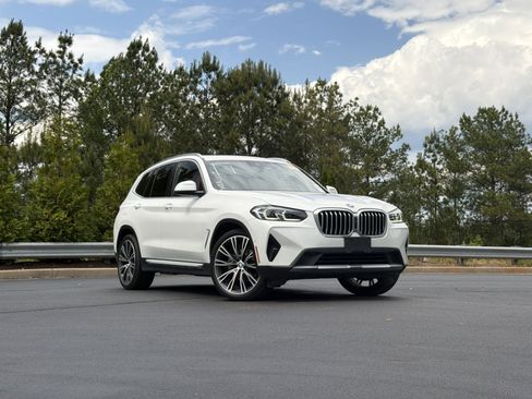 Used 2024 BMW X3 sDrive30i w/ Convenience Package w/ZPA RWD image 2