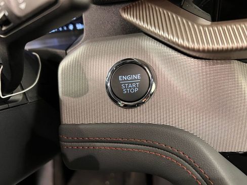 New 2026 Ford Explorer Active w/ Active Comfort Package image 17