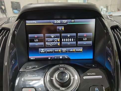 Used 2014 Ford Escape Titanium FWD image 26