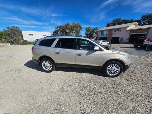 Used 2011 Buick Enclave CXL w/ Trailering Provision Package image 4