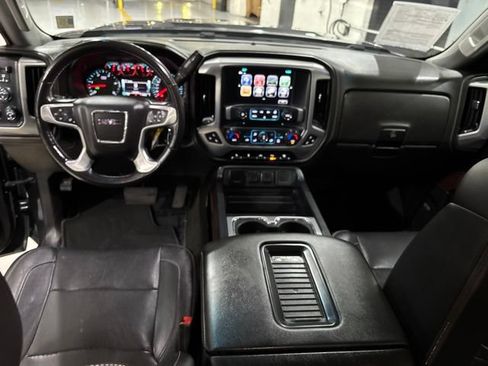Used 2018 GMC Sierra 2500 SLT w/ Duramax Plus Package AWD/4WD image 30