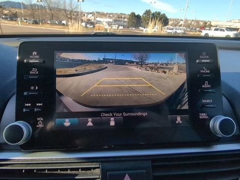 Used 2018 Honda Accord EX image 24