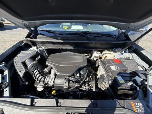 Certified 2023 GMC Acadia AT4 w/ Preferred Package image 37