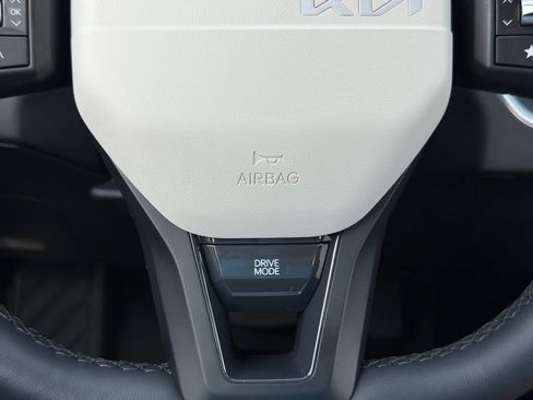 Used 2026 Kia K4 GT-Line w/ GT-Line Premium Package FWD image 24