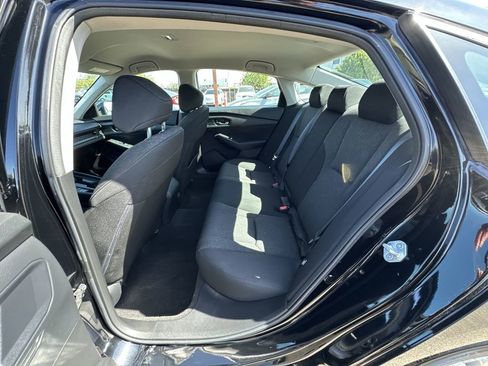 Certified 2023 Honda Accord LX image 31
