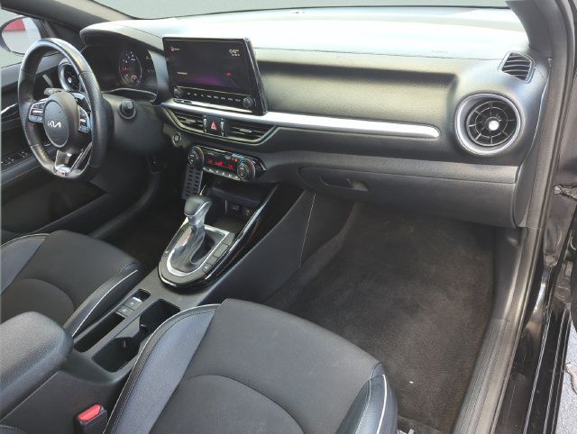 Used 2022 Kia Forte GT-Line w/ GT-Line Technology Package FWD image 22