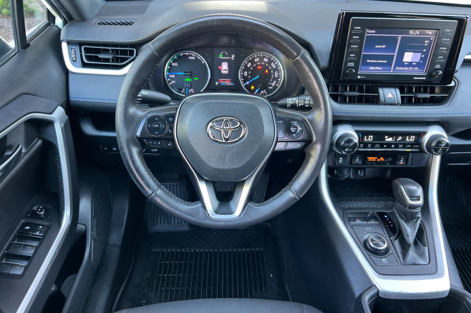 Used 2022 Toyota RAV4 SE w/ Convenience Package AWD/4WD image 15