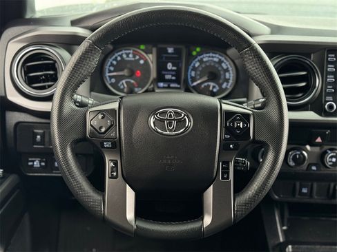 Certified 2020 Toyota Tacoma TRD Sport image 14