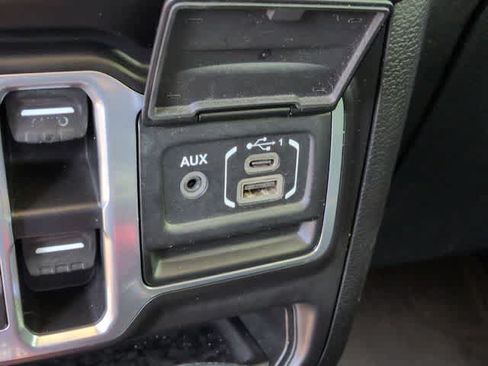 Certified 2018 Jeep Wrangler Unlimited Sport S AWD/4WD image 27