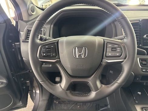 Certified 2025 Honda Ridgeline RTL image 34