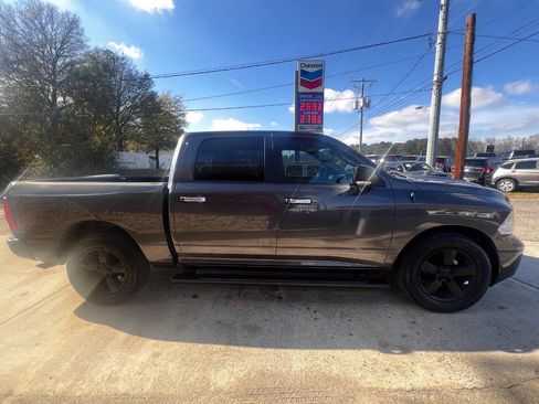 Used 2018 RAM 1500 Big Horn image 7