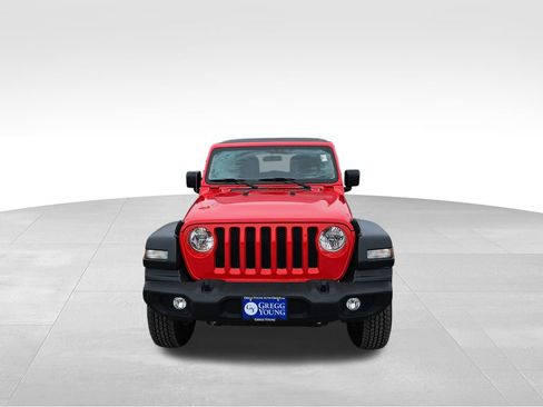 Used 2018 Jeep Wrangler Unlimited Sport S image 3