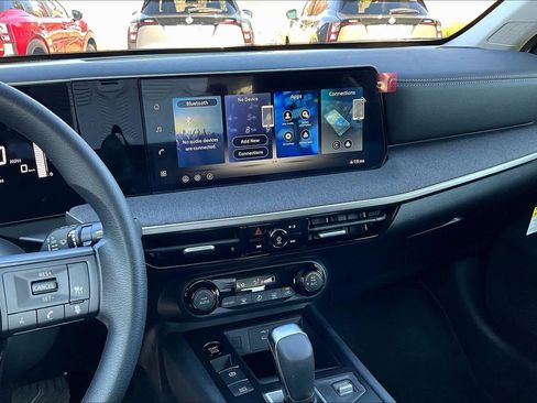 New 2026 Nissan Kicks SV image 6