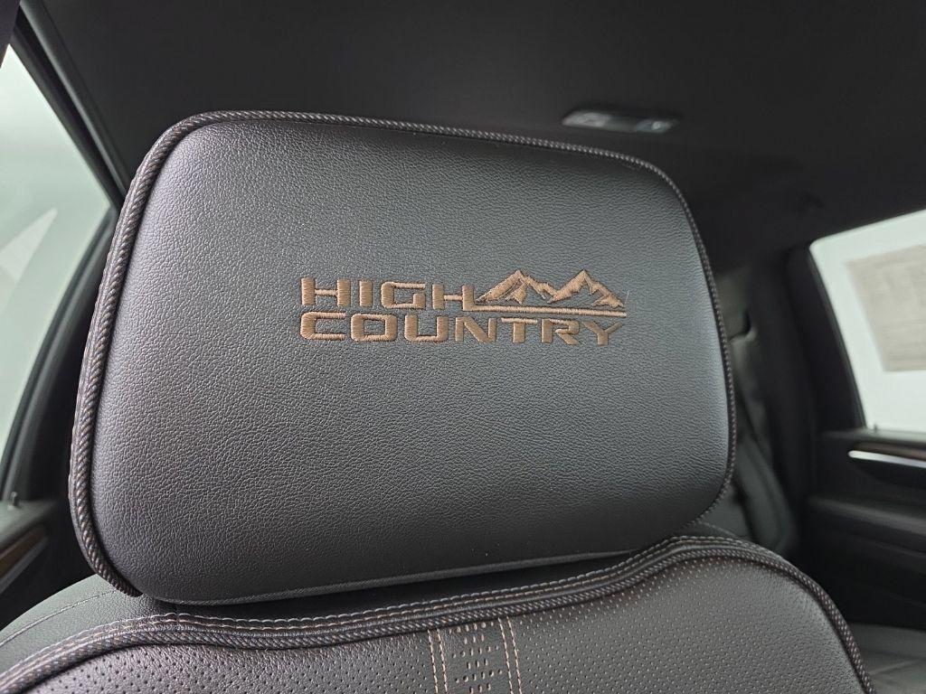Used 2024 Chevrolet Silverado 3500 High Country AWD/4WD image 59