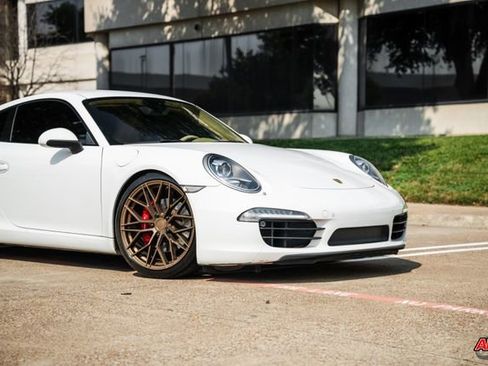 Used 2012 Porsche 911 Carrera S image 34