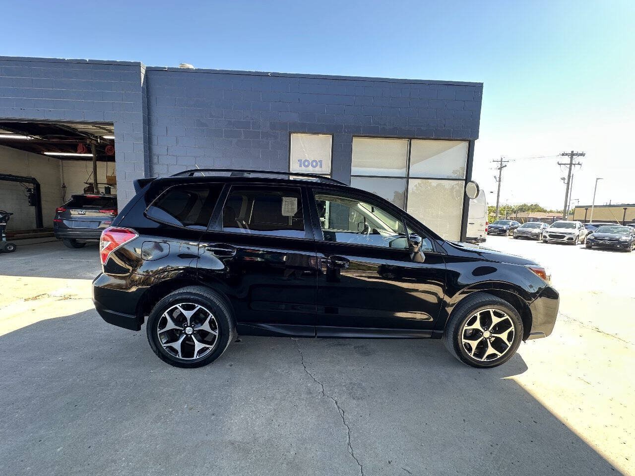 Used 2014 Subaru Forester 2.0XT Premium w/ Popular Package #2 AWD/4WD image 9