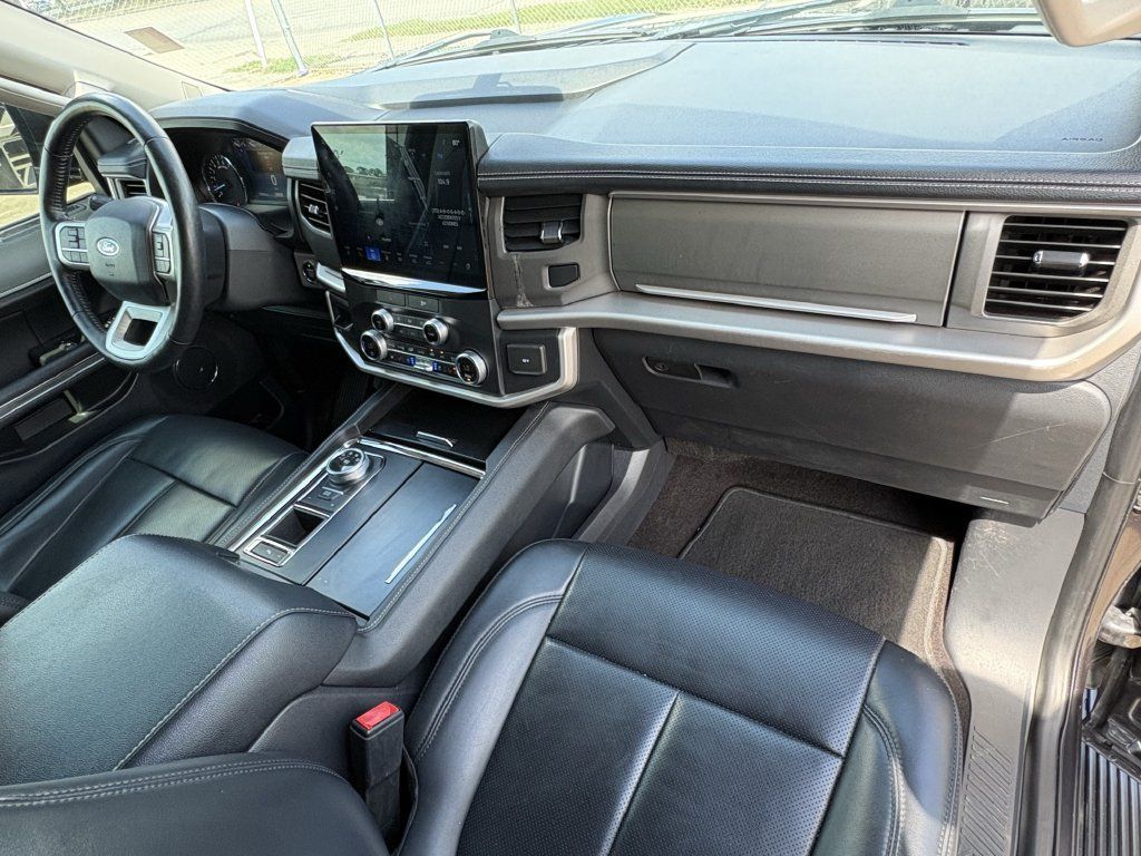 Used 2022 Ford Expedition Max XLT RWD image 32