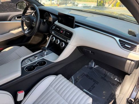 Used 2023 Genesis G70 2.0T w/ Sport Prestige Package image 32