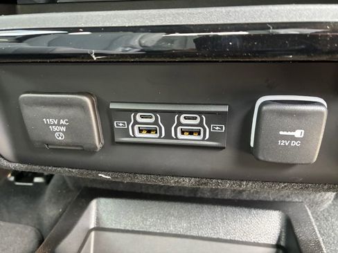 New 2026 Jeep Grand Wagoneer Limited AWD/4WD image 6