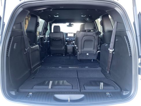 New 2026 Chrysler Pacifica Select image 29