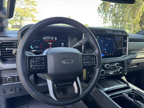 Used 2026 Ford F450 Platinum w/ FX4 Off-Road Package AWD/4WD image 15