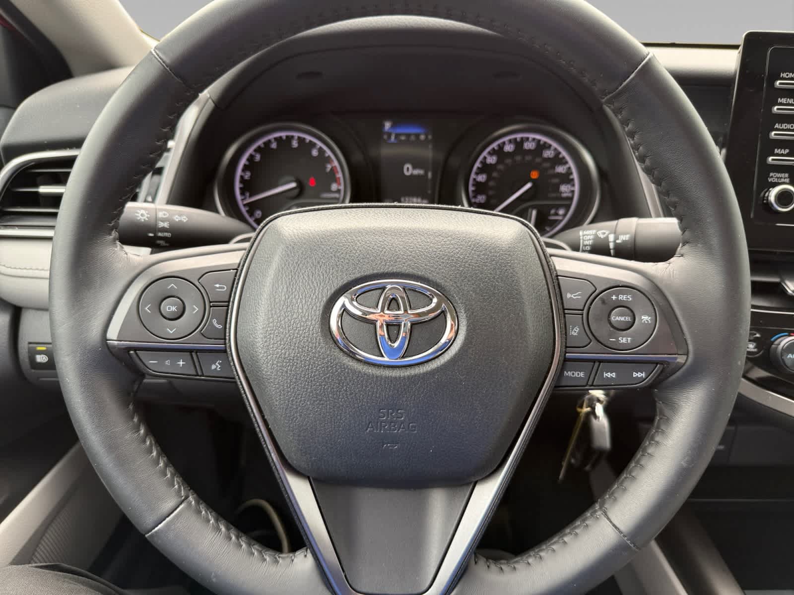 Used 2024 Toyota Camry SE FWD image 13