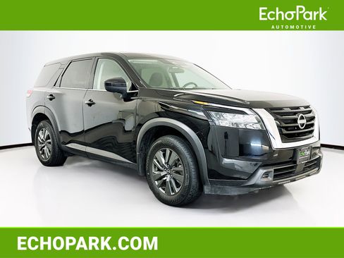 Used 2024 Nissan Pathfinder S w/ Cargo Package image 1