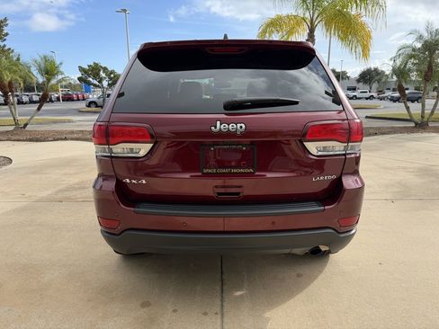 Used 2022 Jeep Grand Cherokee Laredo E image 5