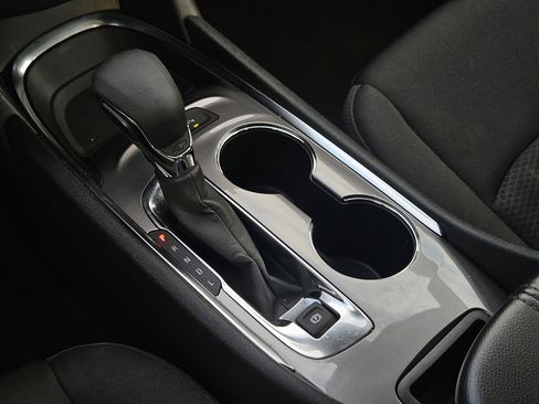 Used 2025 Chevrolet Malibu LT image 20