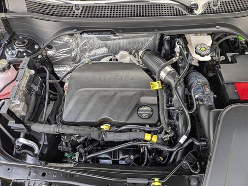 New 2026 Chevrolet Trax RS w/ Sunroof Package FWD image 16