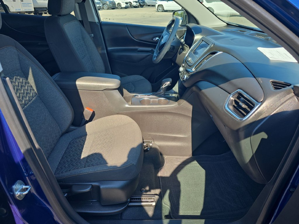 Used 2022 Chevrolet Equinox LT FWD image 19