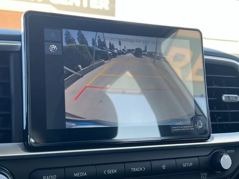New 2026 Hyundai Venue SE FWD image 19